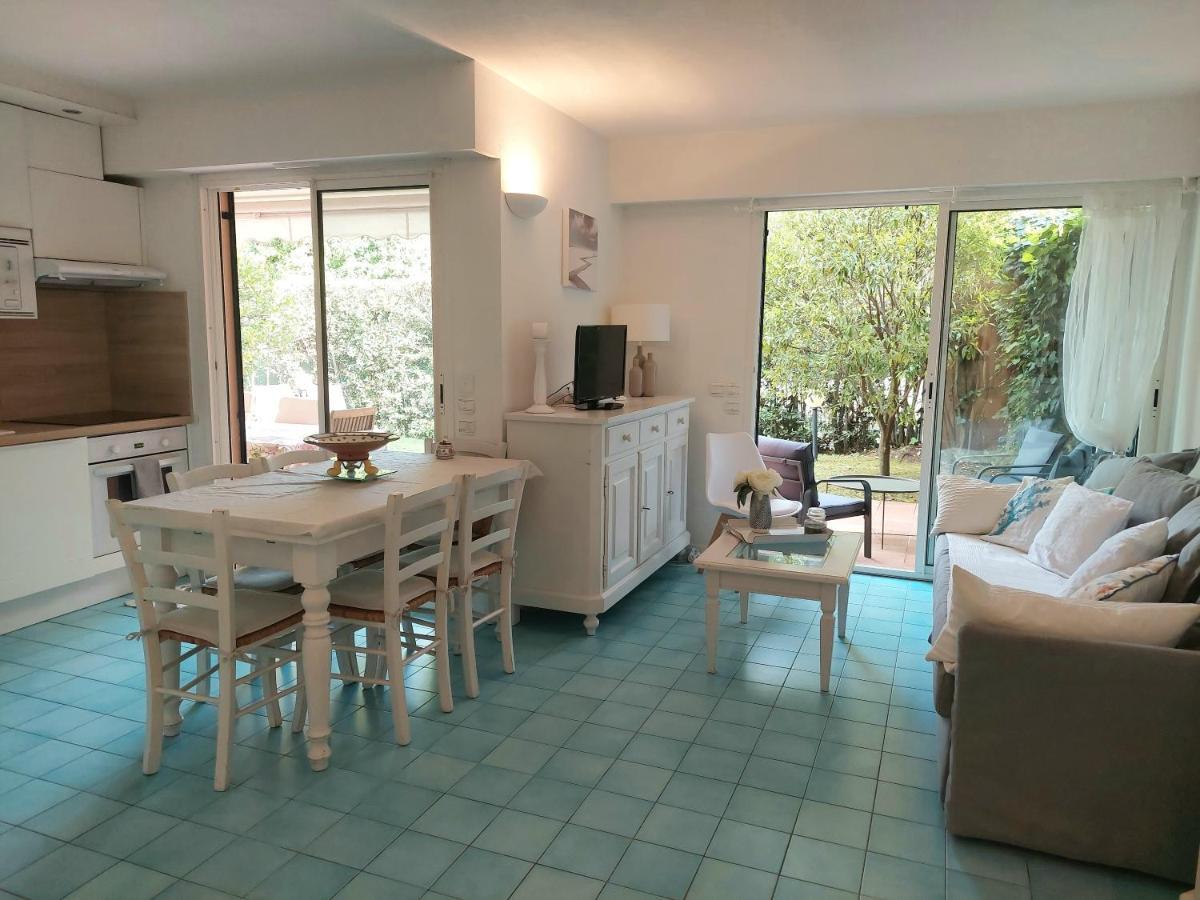 Plage La Salis 3 Chambres, Jardin - 3 Bedrooms Antibes Exterior foto